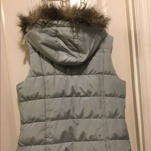Eddie Bauer Yukon down vest with hood